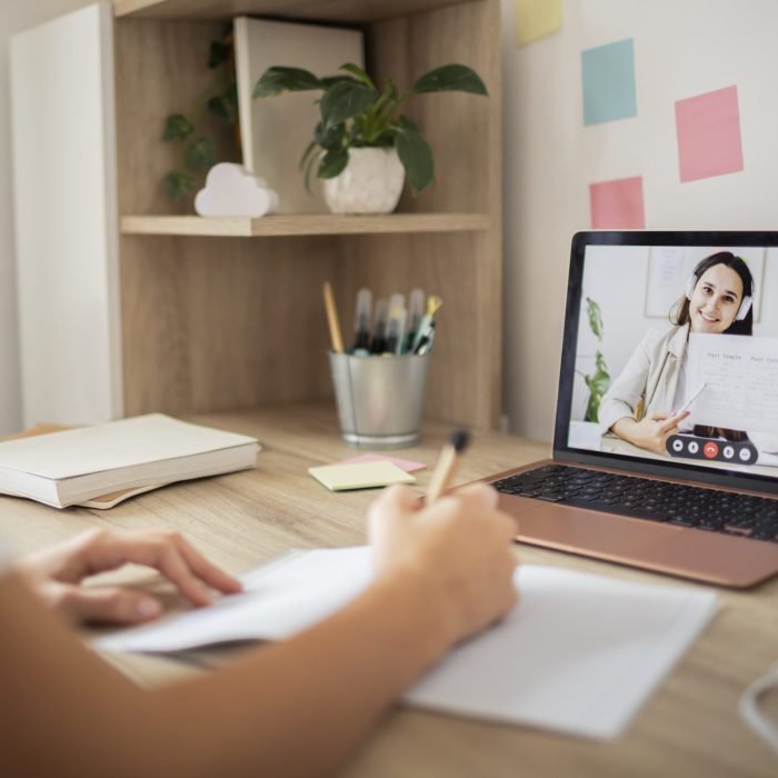 Terapia online funciona? Descubra como é o atendimento psicológico à distância